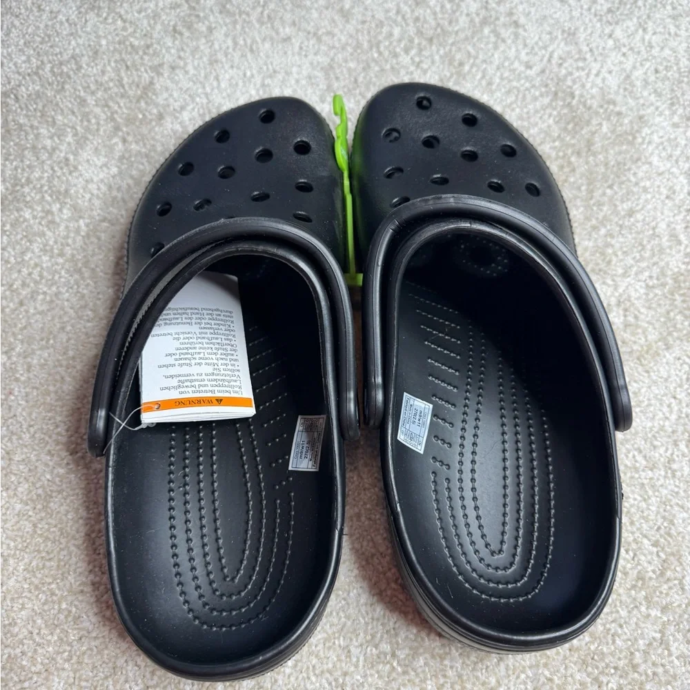 CROCS Black Slip-On shoe m9/w11 - Picture 3 of 7